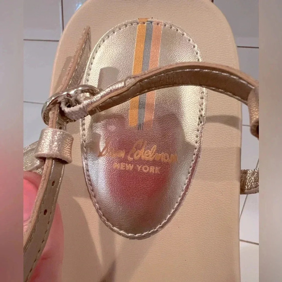 Sam Edelman Gold Naomi Wedge Toe Sandal with Ankle Strap Size 8.5 NWOT - Picture 3 of 7